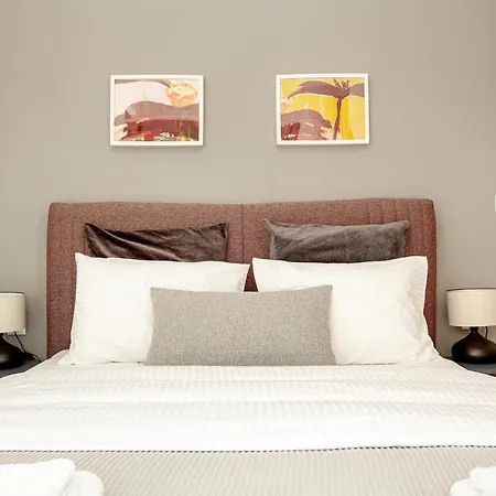 فندق Whisper By Oval 5*
