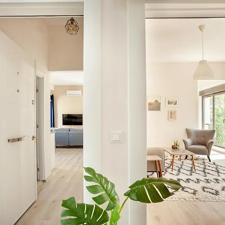 Hotell Whisper By Oval